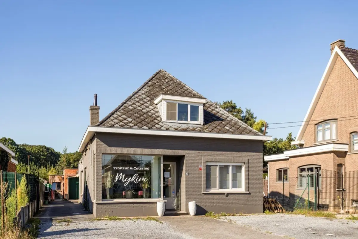 Handelszaak te  koop in Begijnendijk 3130 324000.00€  slaapkamers 293.00m² - Zoekertje 532490