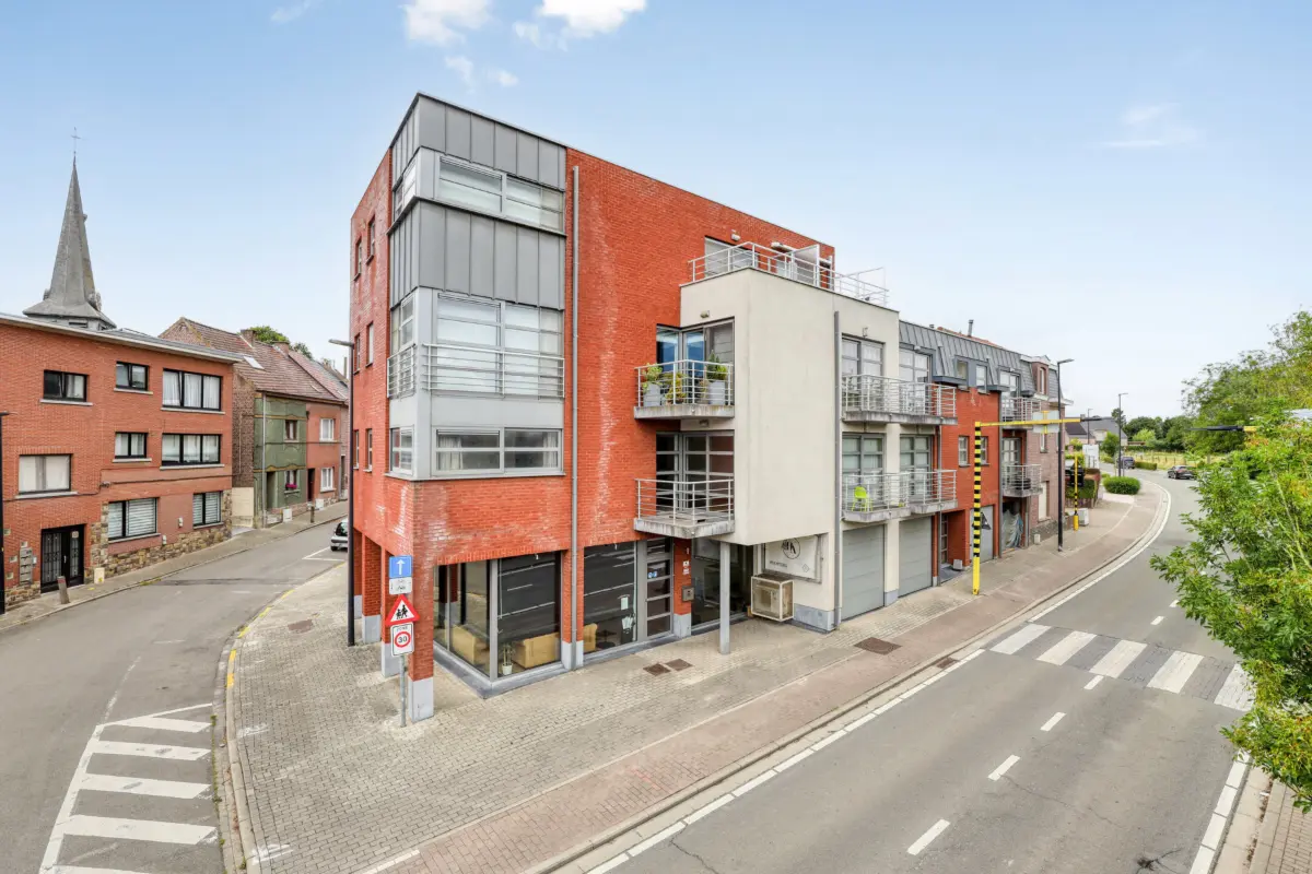 Appartement à vendre à Leeuw-Saint-Pierre 1600 309000.00€ 2 chambres 80.00m² - Annonce 532970