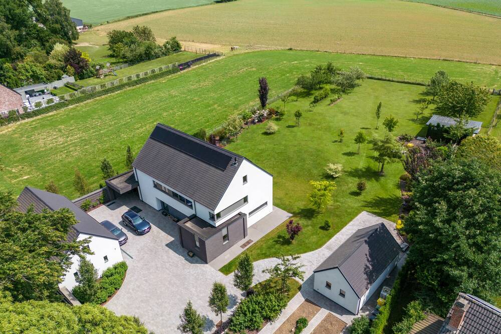 Huis te  koop in Chaumont-Gistoux 1325 1550000.00€ 6 slaapkamers 360.00m² - Zoekertje 534470