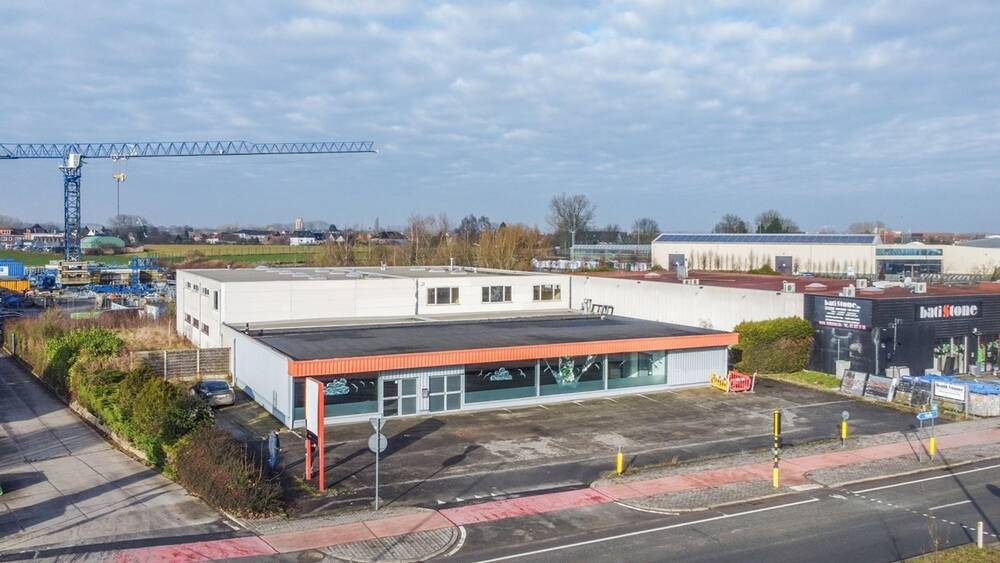 Immeuble de rapport - Immeuble à appartement à vendre à Leeuw-Saint-Pierre 1600 3250000.00€ chambres 2051.00m² - Annonce 535371