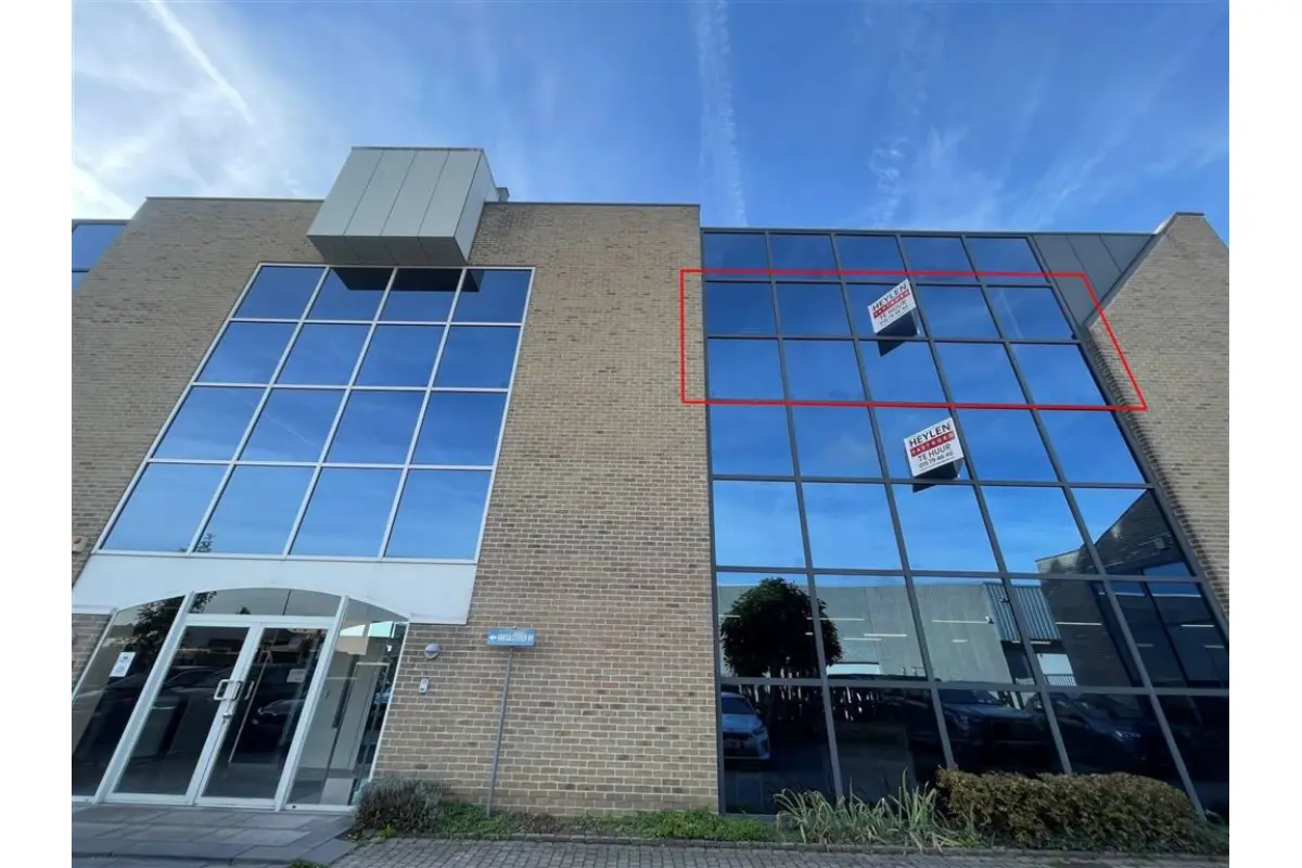 Handelszaak te  huur in Vilvoorde 1800 1000.00€  slaapkamers 142.00m² - Zoekertje 535374