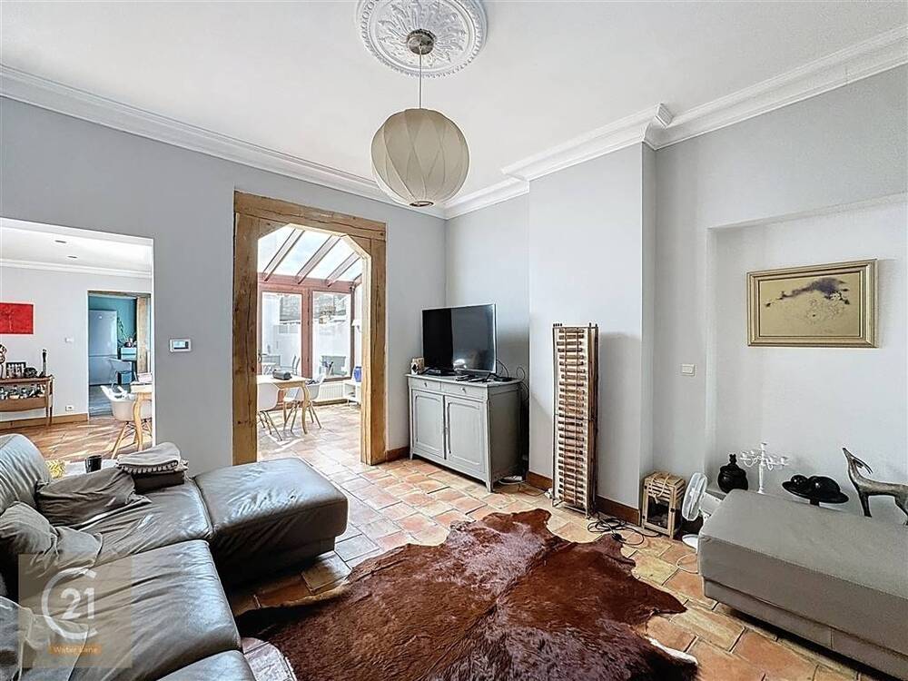 Immeuble mixte à vendre à Waterloo 1410 589000.00€ 4 chambres 305.00m² - Annonce 535822