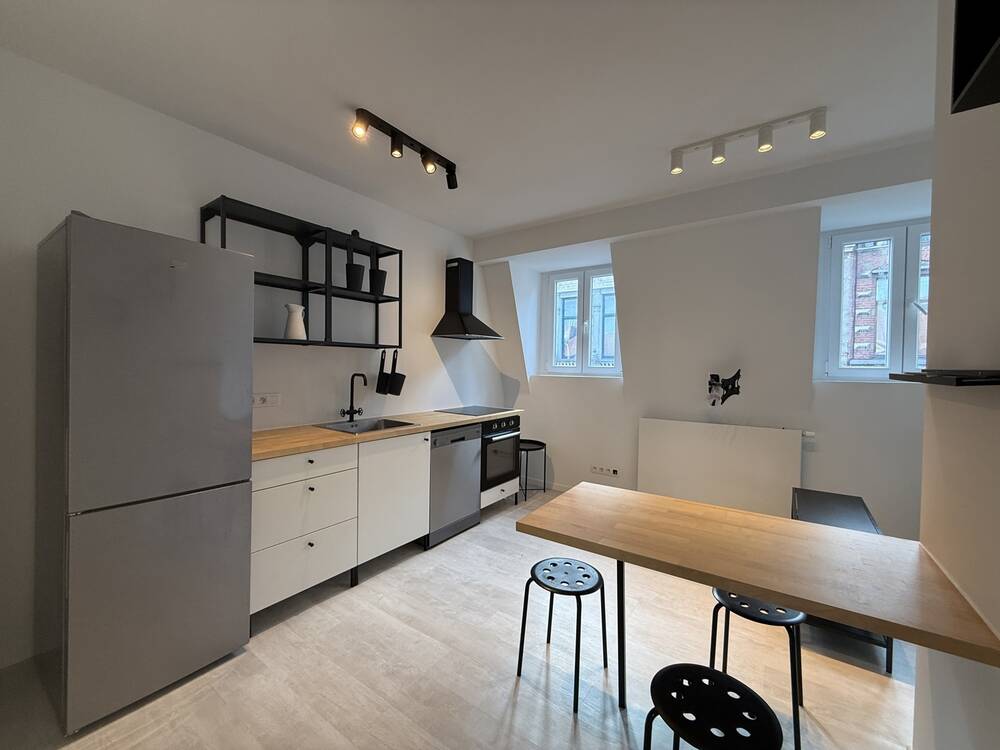 Duplex à à Bruxelles 1000 245000.00€ 2 chambres 74.00m² - Annonce 536218