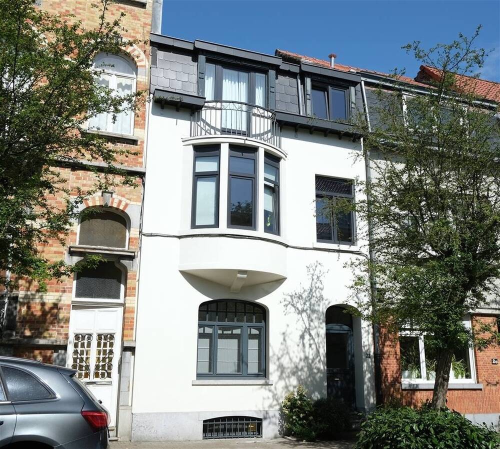 Huis te  in Jette 1090 675000.00€ 4 slaapkamers 257.00m² - Zoekertje 535829