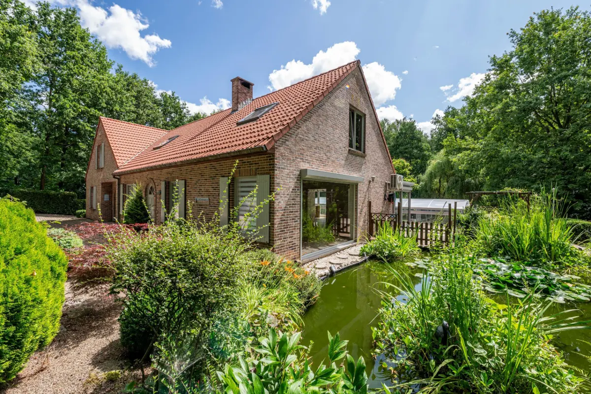 Huis te  koop in Villers-la-Ville 1495 950000.00€ 4 slaapkamers 420.00m² - Zoekertje 535912