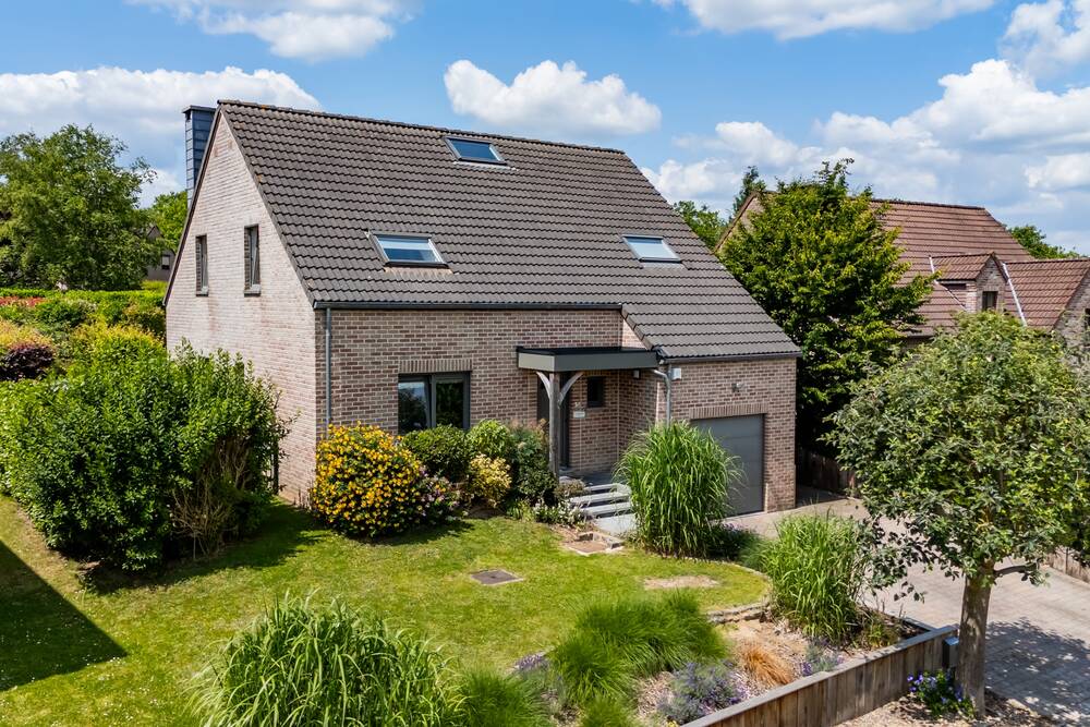 Huis te koop in Waver 1300 695000.00€ 6 slaapkamers 200.00m² - Zoekertje 536597