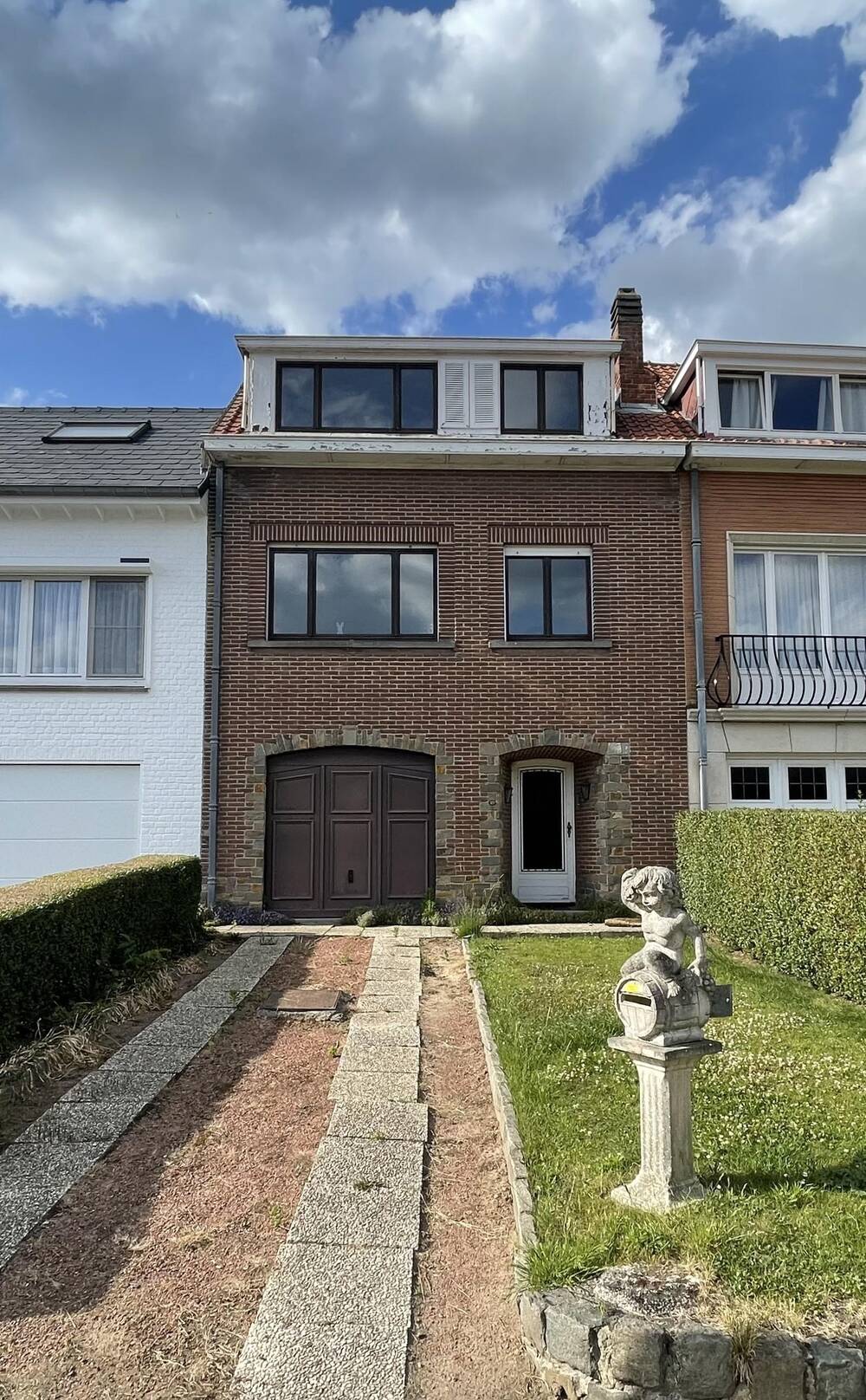 Huis te koop in Waterloo 1410 330000.00€ 2 slaapkamers m² - Zoekertje 537756