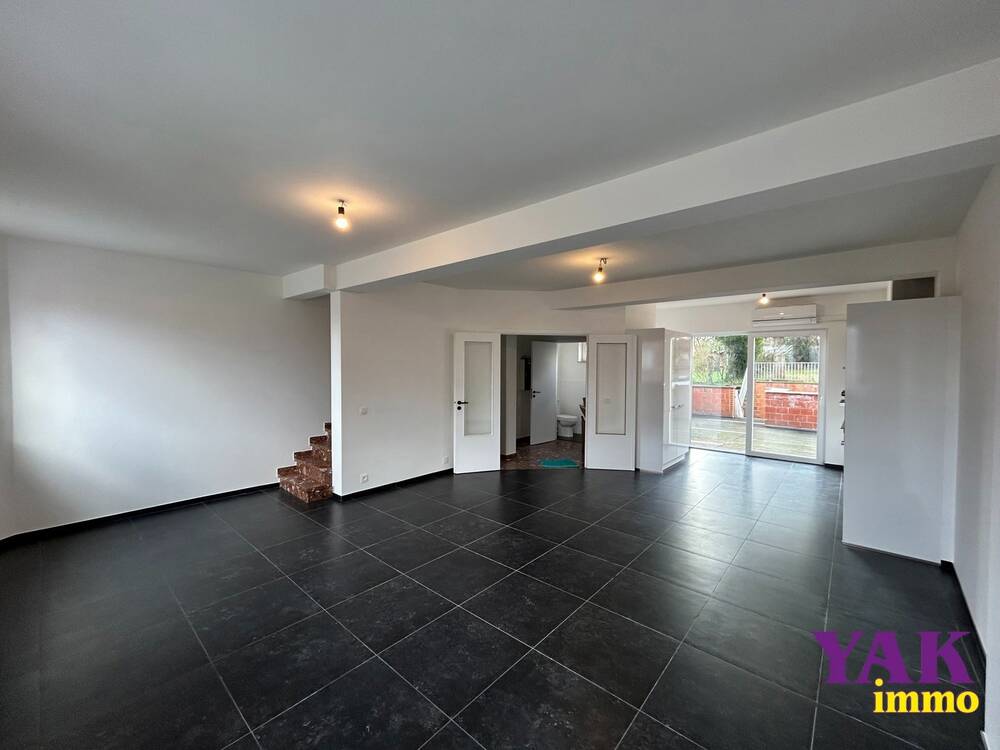 Duplex te in Tubeke 1480 1350.00€ 3 slaapkamers 100.00m² - Zoekertje 537996