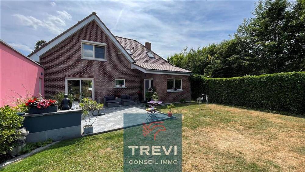 Maison à à Saintes 1480 425000.00€ 3 chambres 150.00m² - Annonce 538348