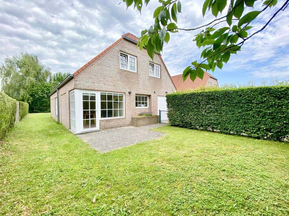 Huis te huur in Waterloo 1410 2500.00€ 4 slaapkamers 240.00m² - Zoekertje 538456
