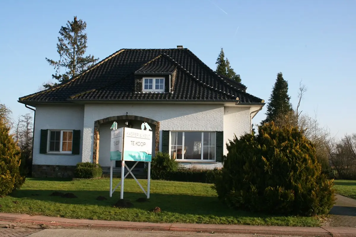 Huis te  koop in Geetbets 3450 320000.00€ 3 slaapkamers 250.00m² - Zoekertje 538753