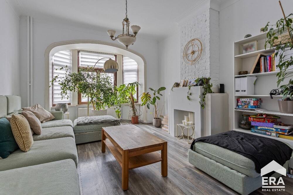 Huis te  koop in Huizingen 1654 410000.00€ 5 slaapkamers 251.00m² - Zoekertje 539403
