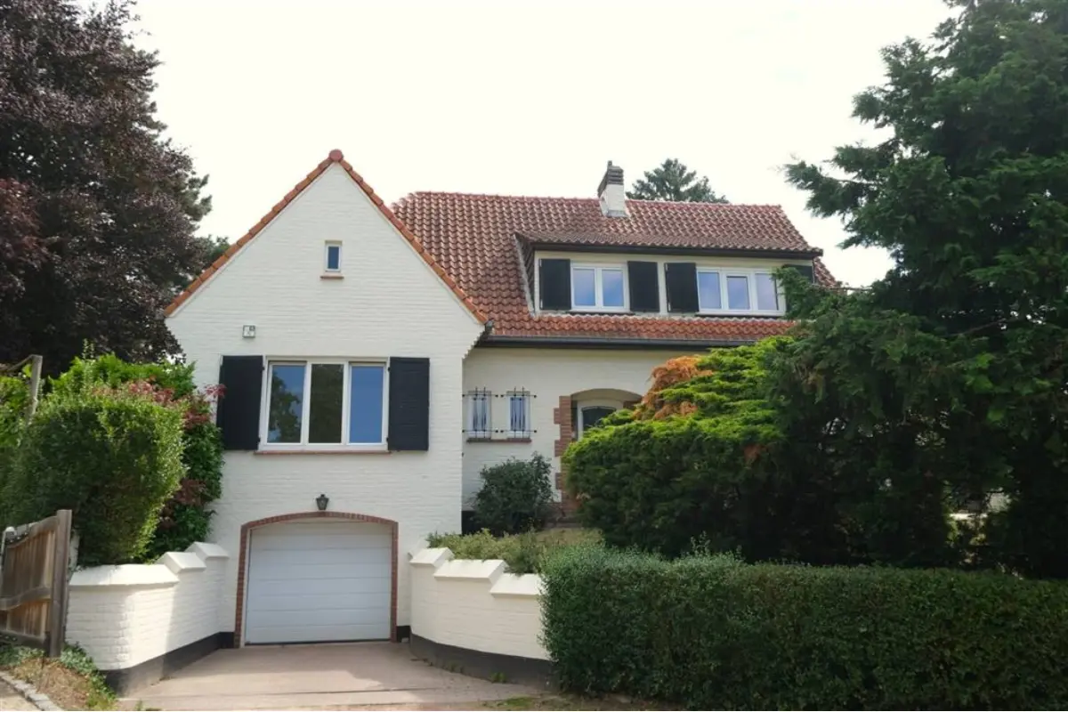 Villa à louer à Wezembeek-Oppem 1970 2850.00€ 4 chambres 200.00m² - Annonce 539276