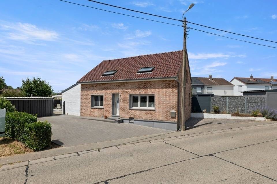 Huis te  koop in Waasmont 3401 280000.00€ 3 slaapkamers 207.00m² - Zoekertje 538894