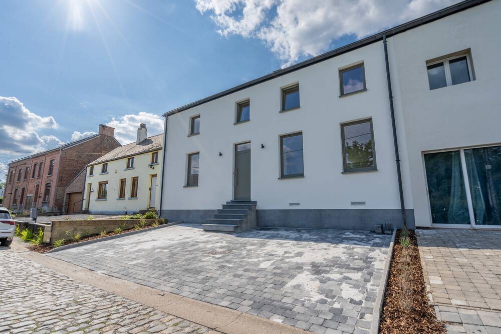 Maison à louer à Villers-la-Ville 1495 1650.00€ 3 chambres 161.00m² - Annonce 540414