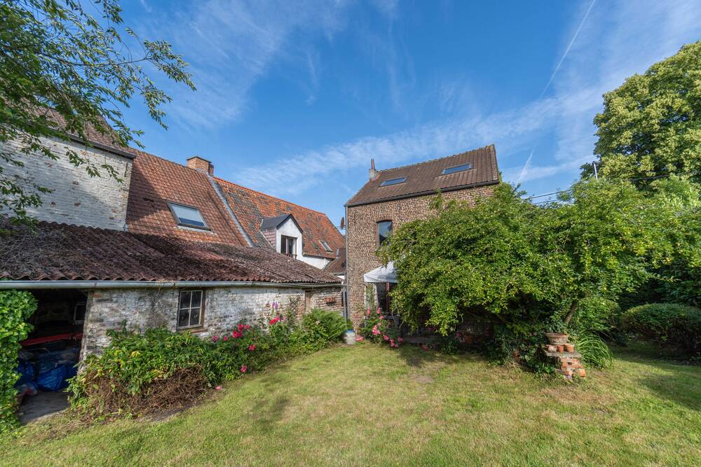 Maison à  à Bossut-Gottechain 1390 400000.00€ 3 chambres 250.00m² - Annonce 539798