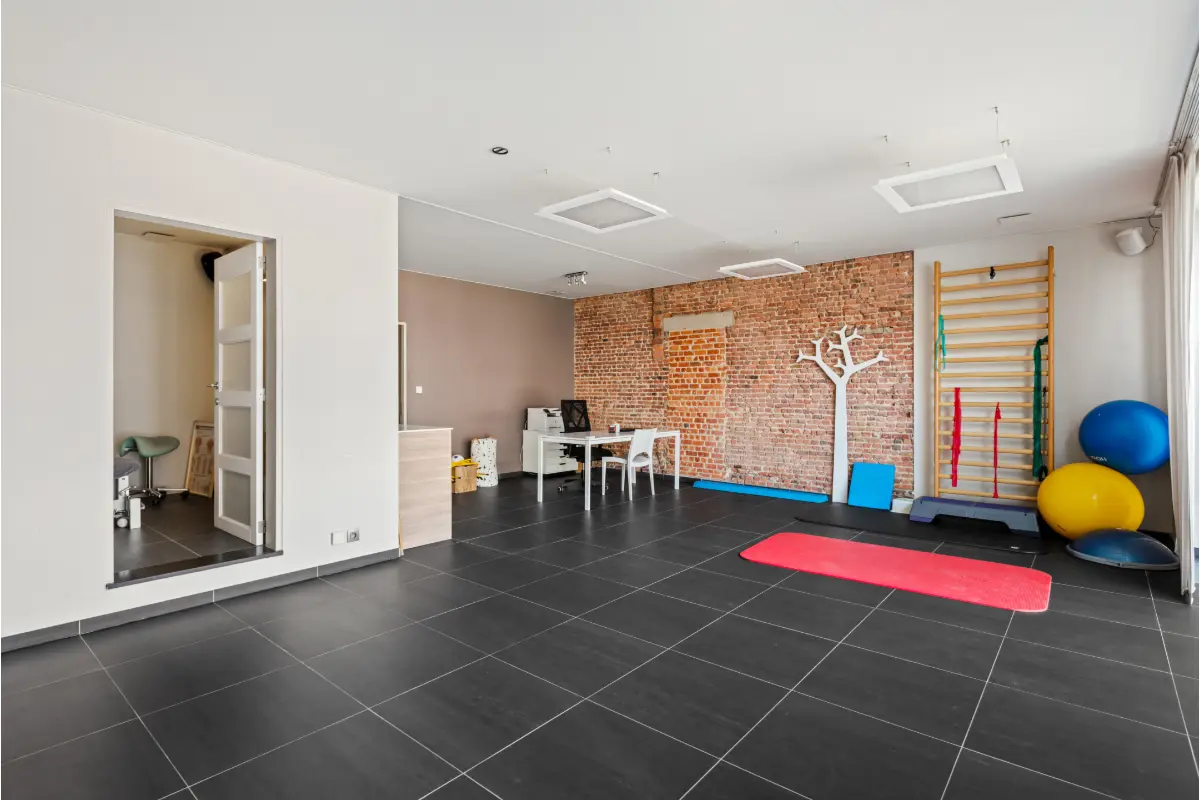 Commerce à louer à Hofstade 1981 1495.00€  chambres 75.00m² - Annonce 540801