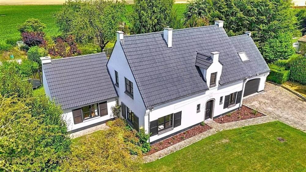 Huis te  koop in Plancenoit 1380 1095000.00€ 4 slaapkamers 250.00m² - Zoekertje 541435