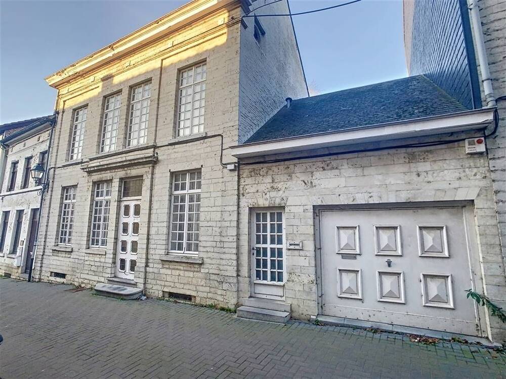 Huis te koop in Geldenaken 1370 350000.00€ 4 slaapkamers 300.00m² - Zoekertje 542693