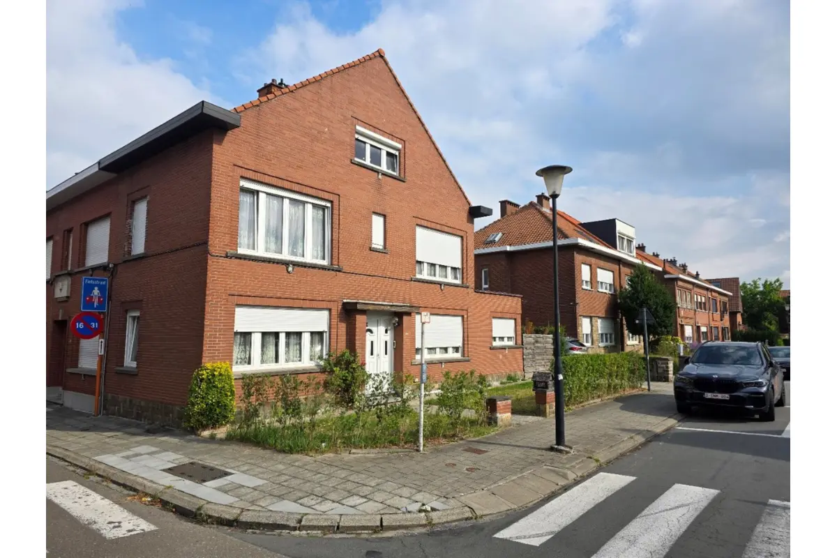 Huis te  koop in Machelen 1830 395000.00€ 3 slaapkamers 180.00m² - Zoekertje 543481