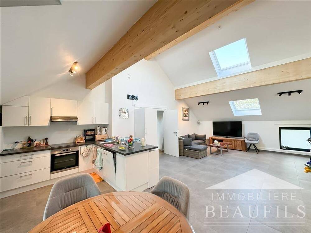 Appartement te huur in Nijvel 1400 900.00€ 2 slaapkamers 94.00m² - Zoekertje 543653