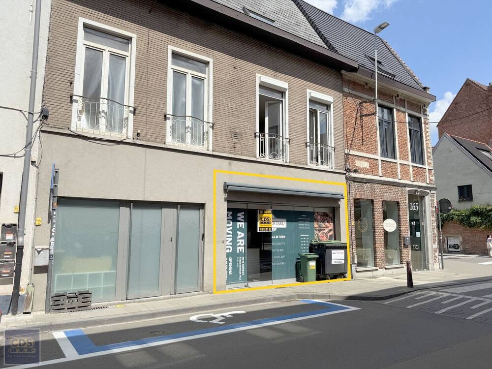 Handelszaak te  huur in Leuven 3000 1250.00€  slaapkamers 90.00m² - Zoekertje 544065