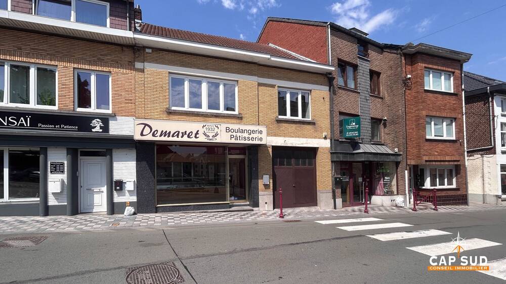 Immeuble mixte à à Ottignies 1340 1450.00€ 4 chambres 179.00m² - Annonce 544754