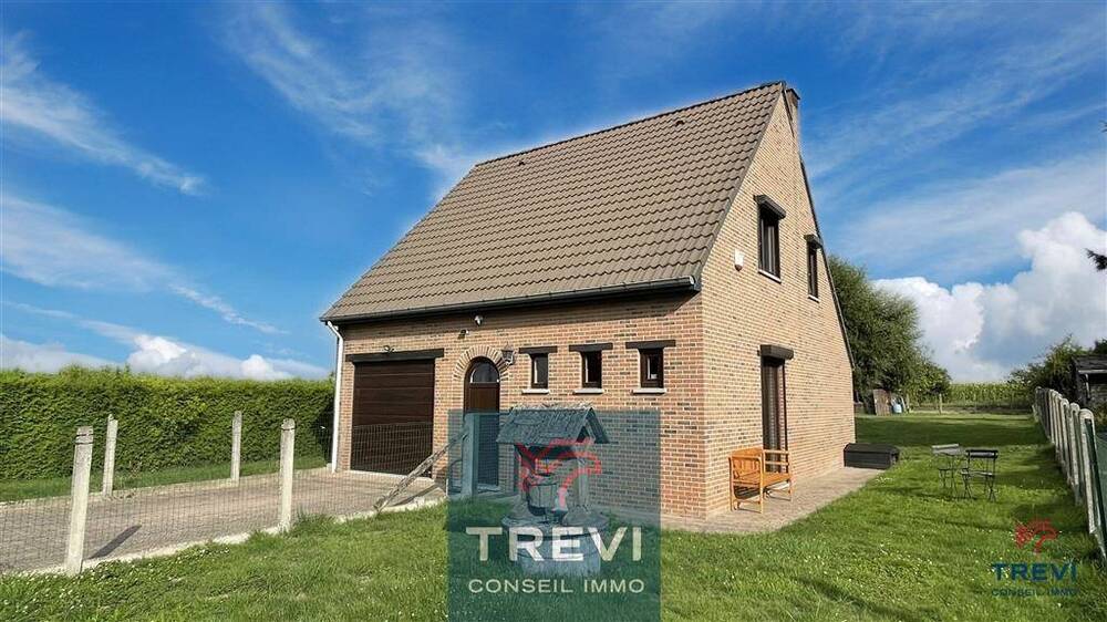 Huis te koop in Saintes 1480 350000.00€ 3 slaapkamers 110.00m² - Zoekertje 544677