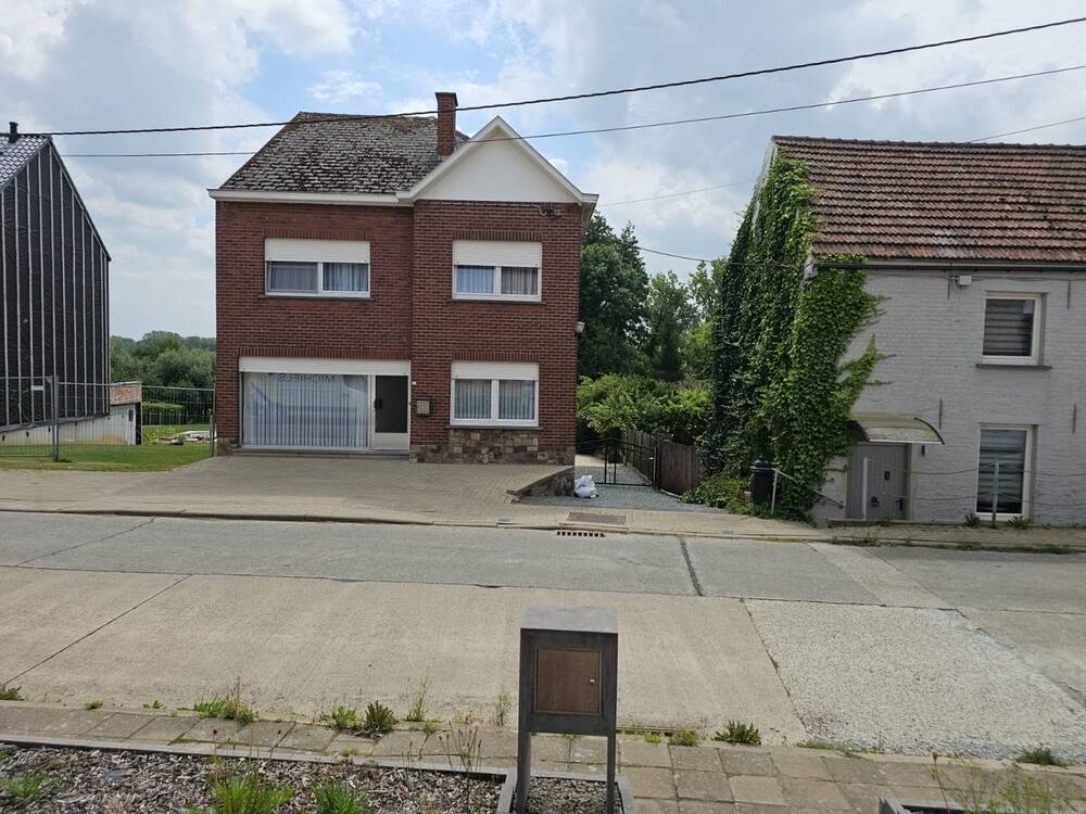 Huis te  in Geraardsbergen 9500 295000.00€ 4 slaapkamers m² - Zoekertje 545393