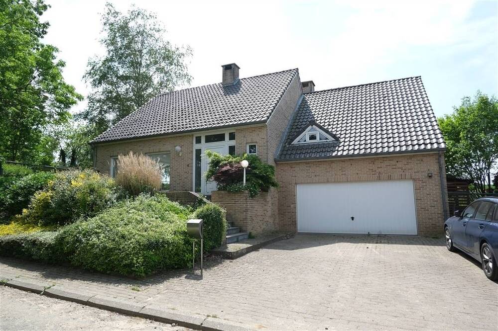 Villa te  in Leefdaal 3061 2000.00€ 4 slaapkamers 220.00m² - Zoekertje 546334