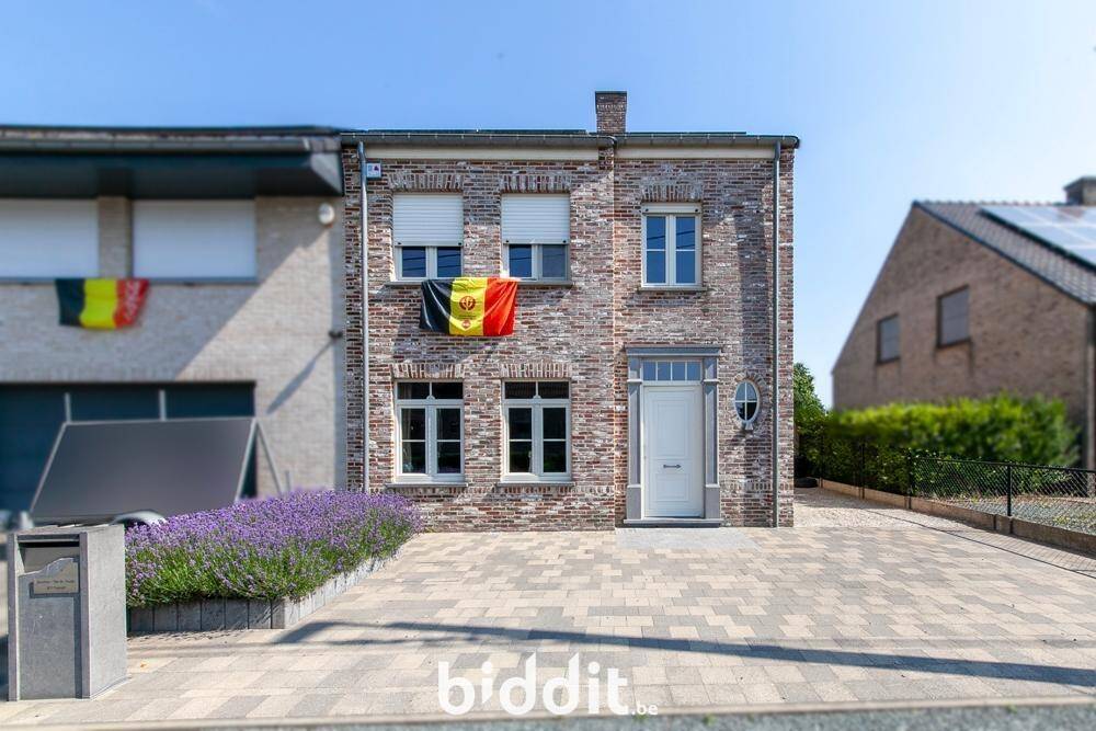 Huis te  koop in Malderen 1840 295000.00€ 3 slaapkamers m² - Zoekertje 546141