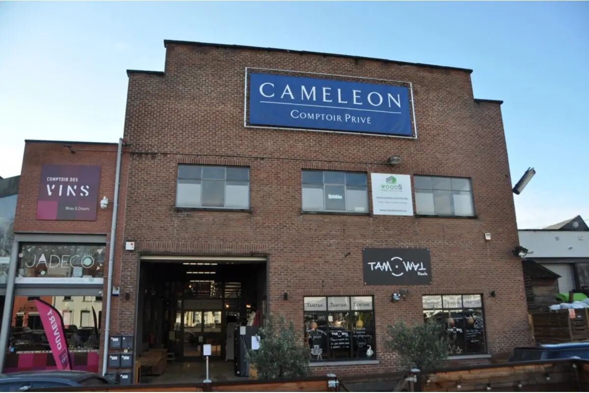 Commerce à louer à Genval 1332 27500.00€  chambres 1785.00m² - Annonce 547415