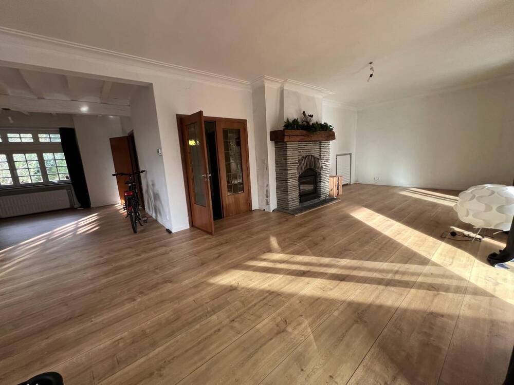 Villa à vendre à Braine-l'Alleud 1420 610000.00€ 3 chambres 200.00m² - Annonce 547430