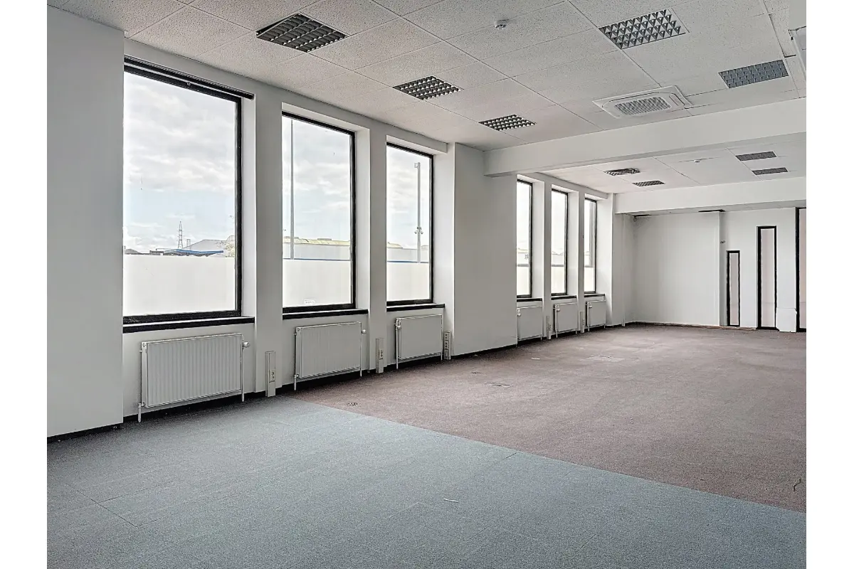 Handelszaak te  huur in Vilvoorde 1800 3500.00€  slaapkamers 563.00m² - Zoekertje 547131