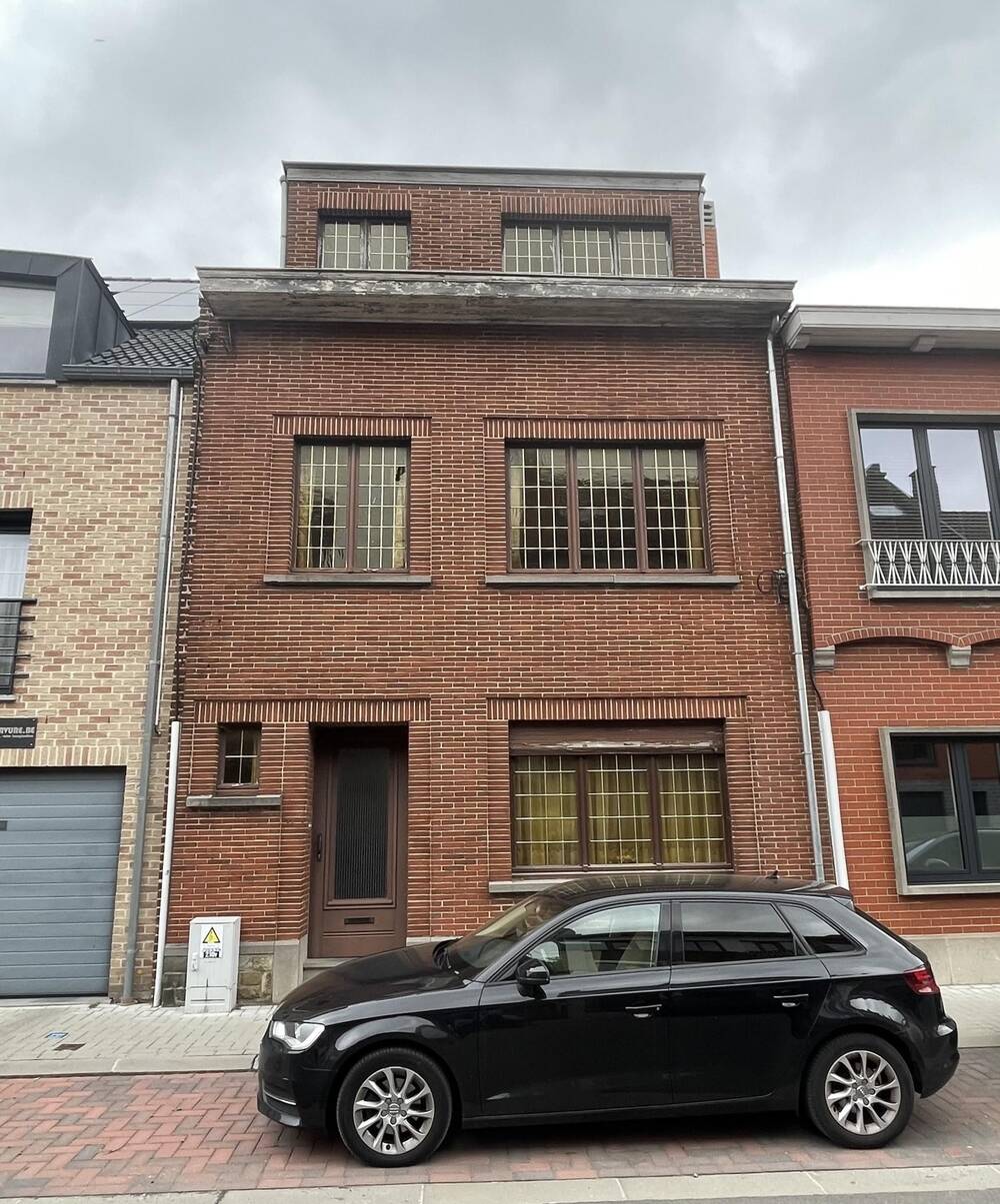 Maison à vendre à Braine-l'Alleud 1420 260000.00€ 6 chambres 187.00m² - Annonce 547351