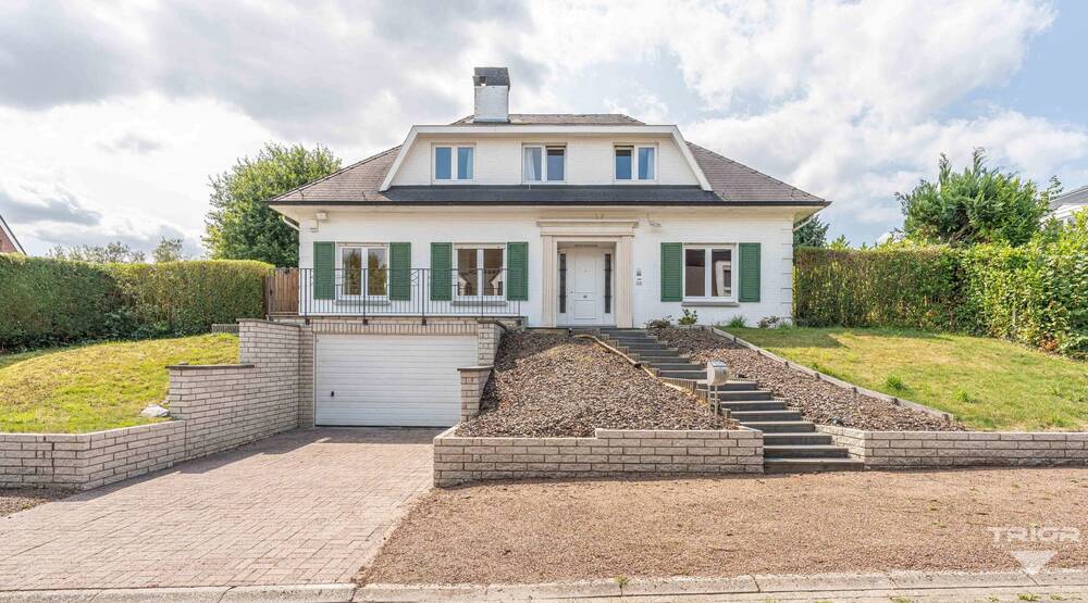 Villa te huur in Waterloo 1410 2400.00€ 5 slaapkamers 195.00m² - Zoekertje 547659