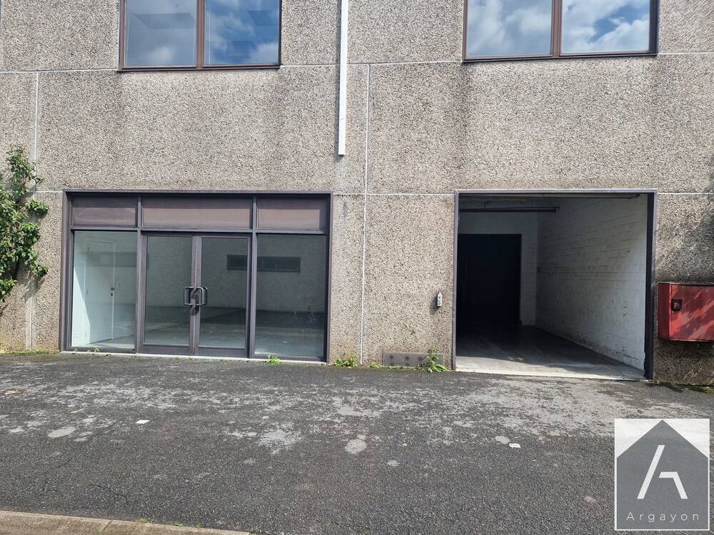 Commerce à louer à Braine-le-Château 1440 2150.00€  chambres 325.00m² - Annonce 549288