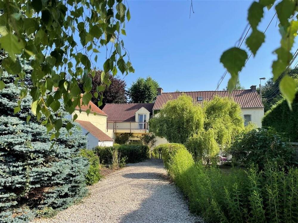 Maison à vendre à Chaumont-Gistoux 1325 675000.00€ 6 chambres 357.00m² - Annonce 549167