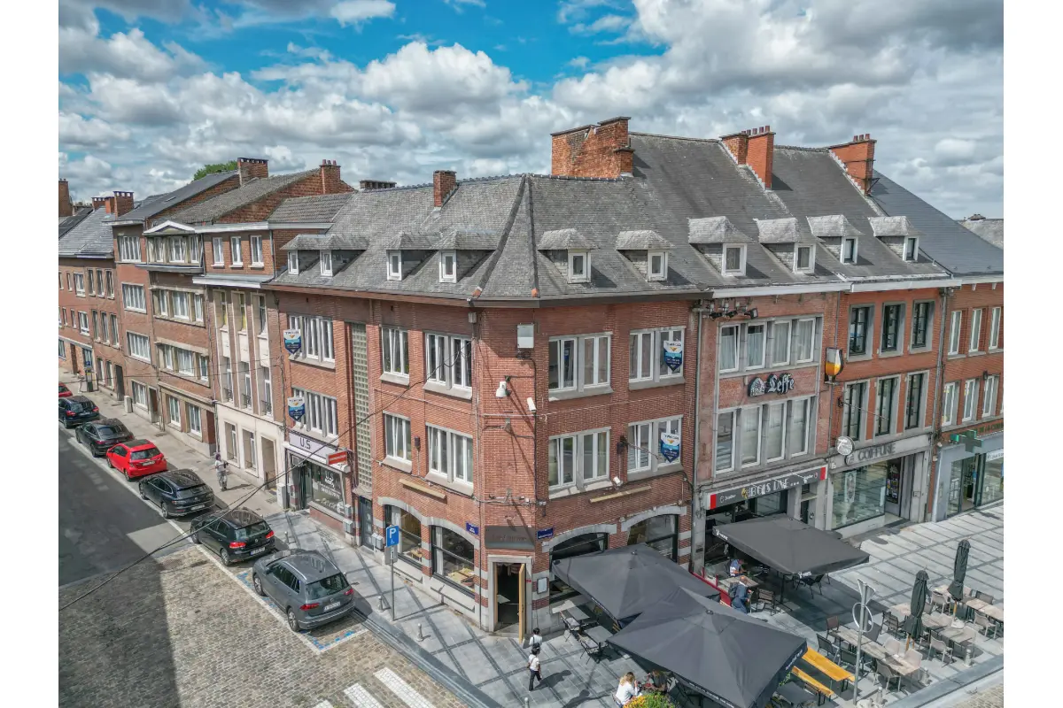 Immeuble mixte à vendre à Nivelles 1400 1250000.00€ 6 chambres 464.00m² - Annonce 548420