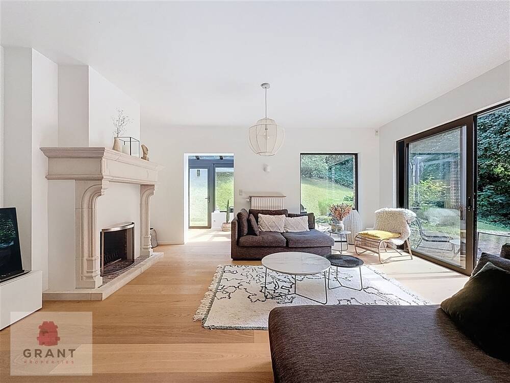 Maison à louer à Wavre 1300 2400.00€ 5 chambres 240.00m² - Annonce 550416
