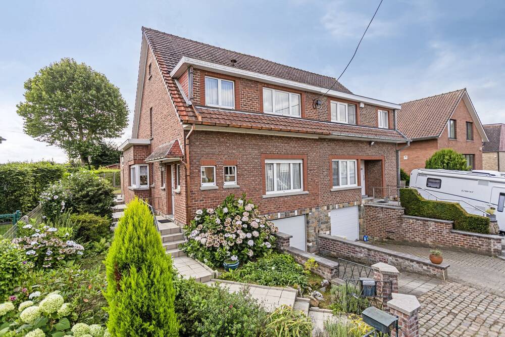 Huis te koop in Dilbeek 1700 449000.00€ 3 slaapkamers 160.00m² - Zoekertje 551194