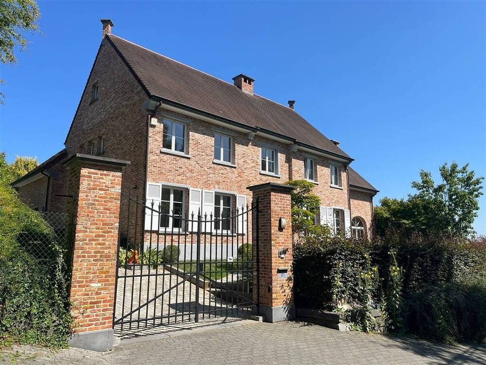 Huis te  huur in Hoeilaart 1560 3450.00€ 5 slaapkamers 350.00m² - Zoekertje 550807