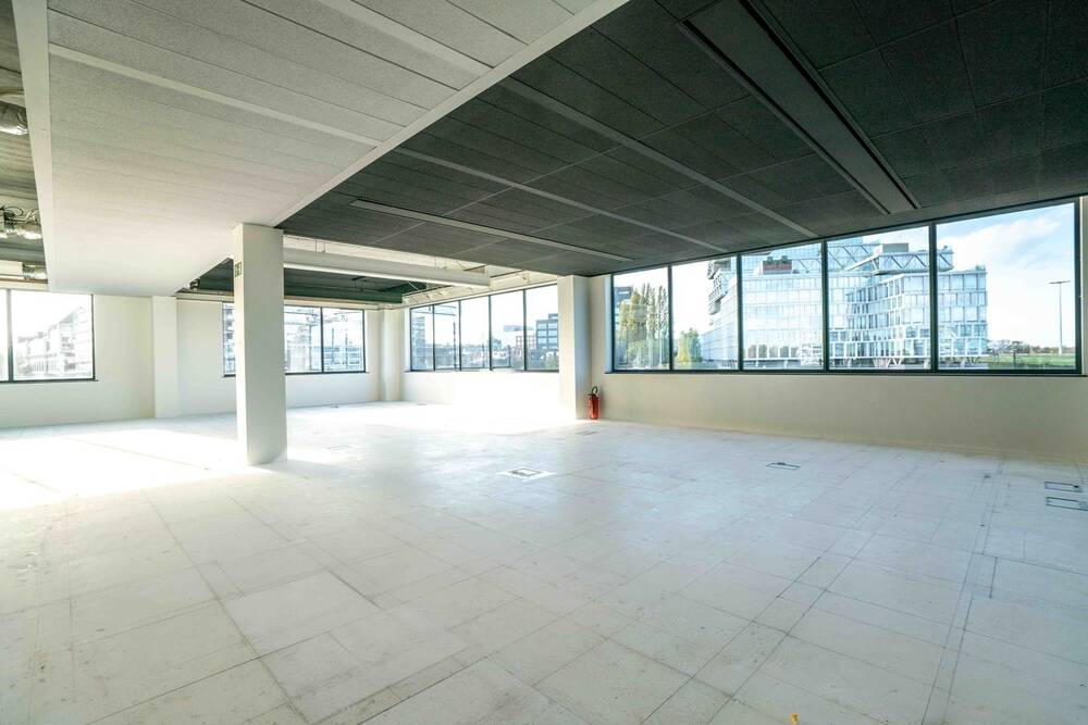 Commerce à louer à Diegem 1831 15218.00€  chambres 1588.00m² - Annonce 550690