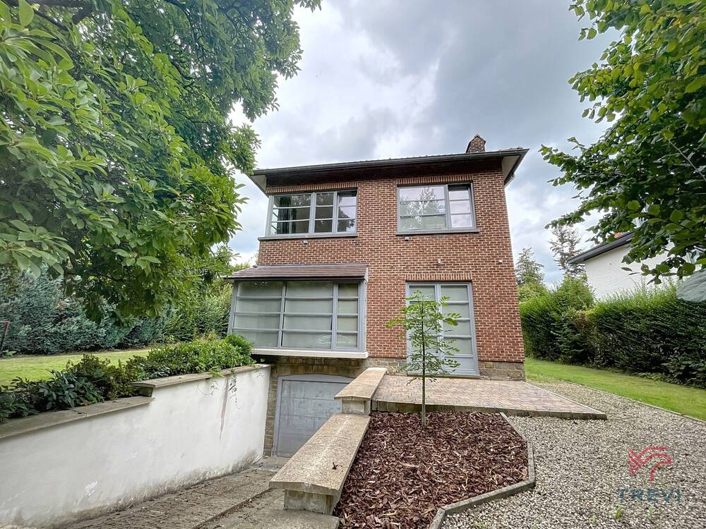 Villa te huur in Waterloo 1410 0.00€ 3 slaapkamers 135.00m² - Zoekertje 551658