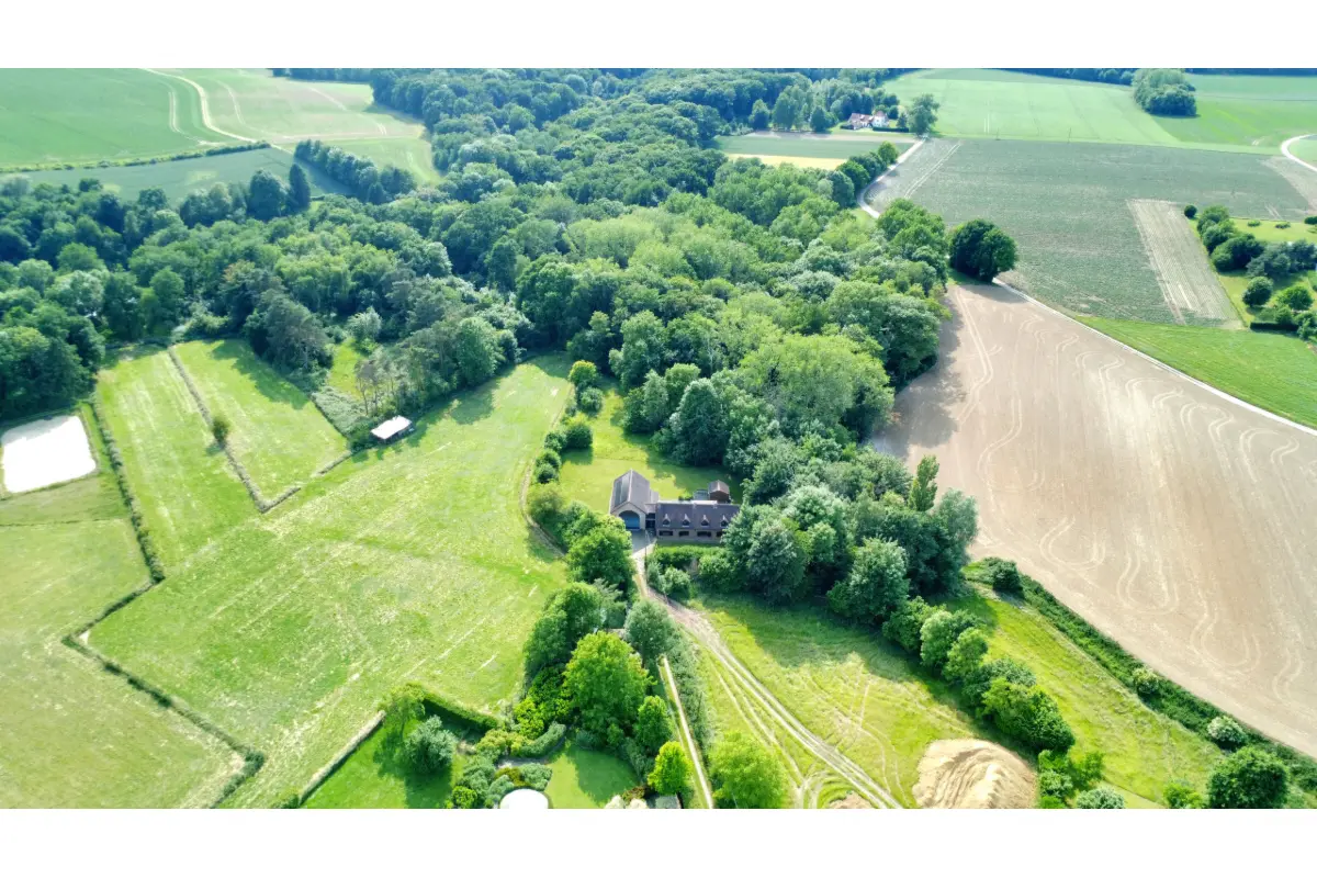 Maison à vendre à Chaumont-Gistoux 1325 1150000.00€ 5 chambres 370.00m² - Annonce 551848