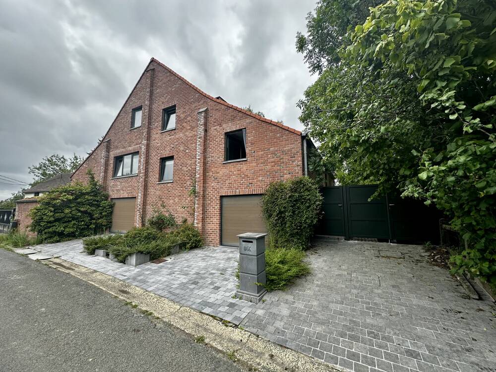 Maison à à Petit-Enghien 7850 1400.00€ 4 chambres 130.00m² - Annonce 551690