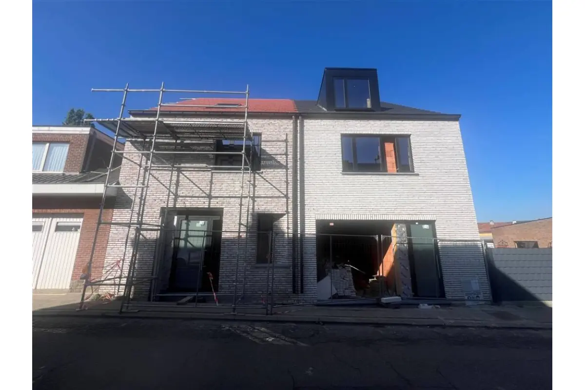 Huis te  koop in Diegem 1831 424000.00€ 3 slaapkamers 201.14m² - Zoekertje 551603