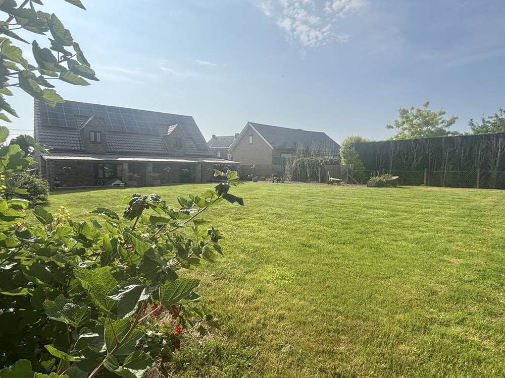 Maison à louer à Nivelles 1400 1600.00€ 4 chambres 210.00m² - Annonce 552815