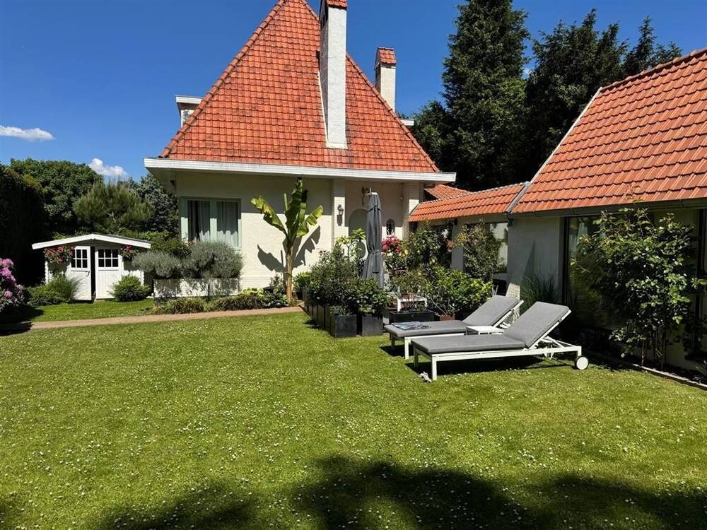 Maison à vendre à Rhode-Saint-Genese 1640 650000.00€ 3 chambres 141.00m² - Annonce 552423