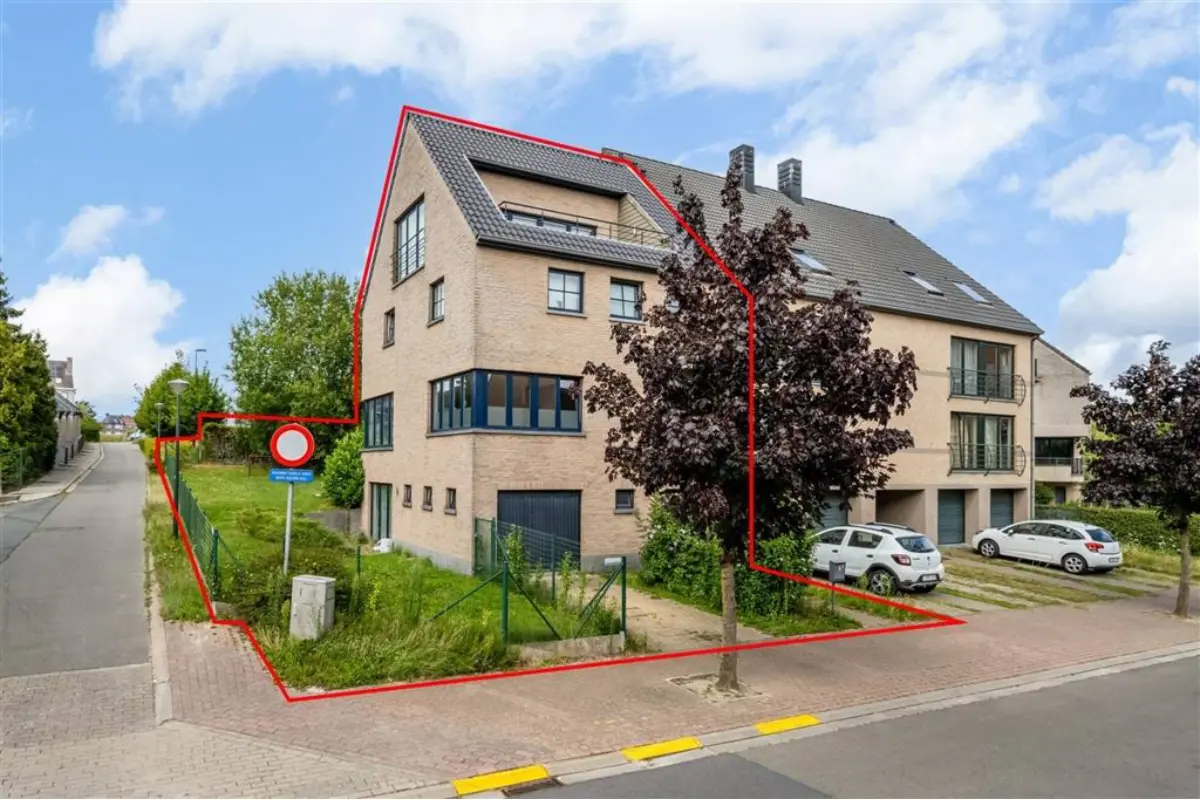 Huis te  koop in Wemmel 1780 628000.00€ 4 slaapkamers 230.00m² - Zoekertje 553173